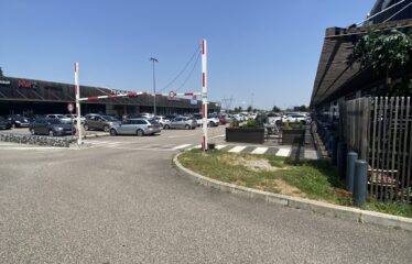 Location local 443 m² – Saint-Bonnet-de-Mure