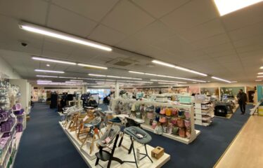 Location local 1006 m² – Vitrolles